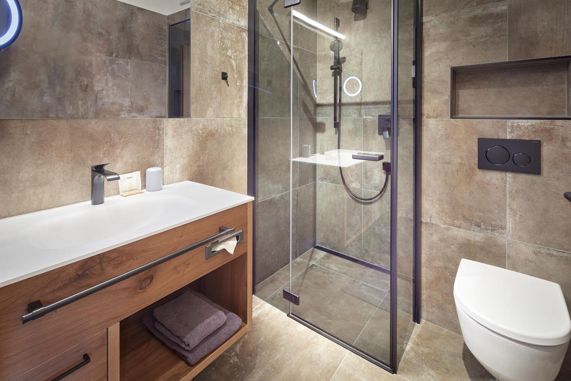 Panoramahotel Burgeck كريمل المظهر الخارجي الصورة